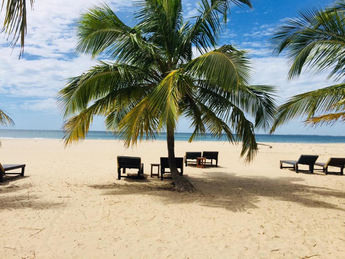 Aqua Marine Beach Hotel Kalkudah  Dış mekan fotoğraf