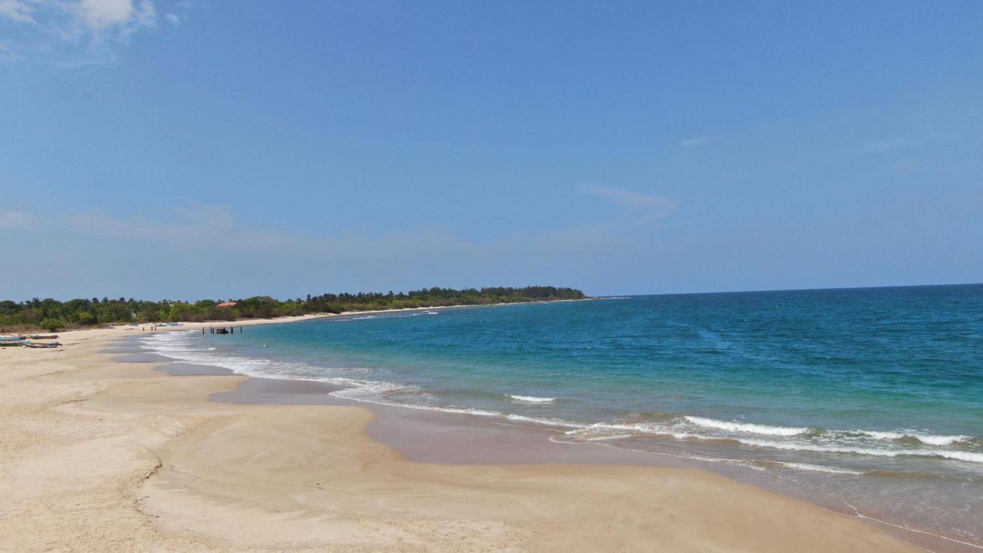 Aqua Marine Beach Hotel Kalkudah  Dış mekan fotoğraf