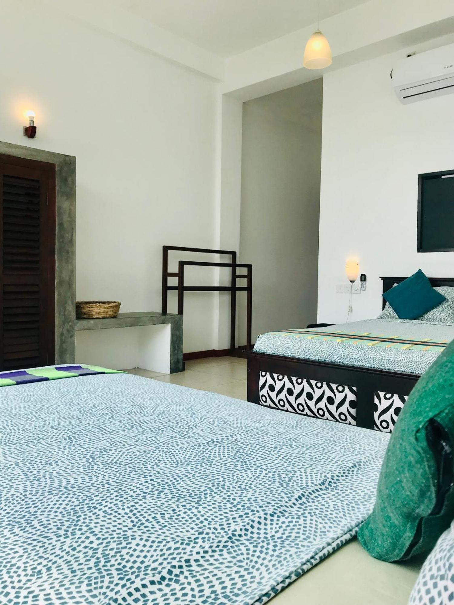 Aqua Marine Beach Hotel Kalkudah  Dış mekan fotoğraf