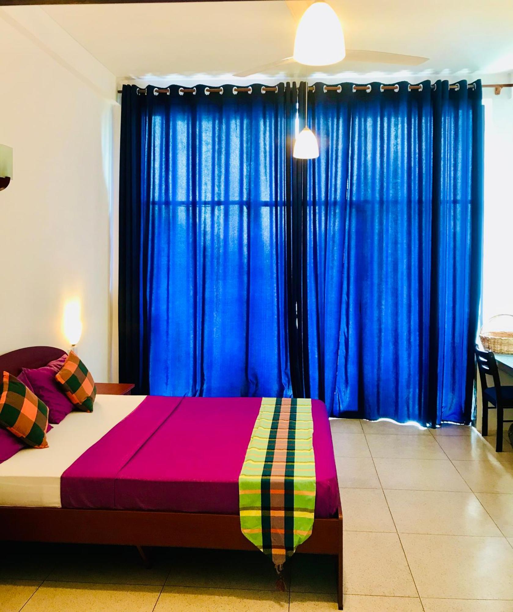 Aqua Marine Beach Hotel Kalkudah  Dış mekan fotoğraf
