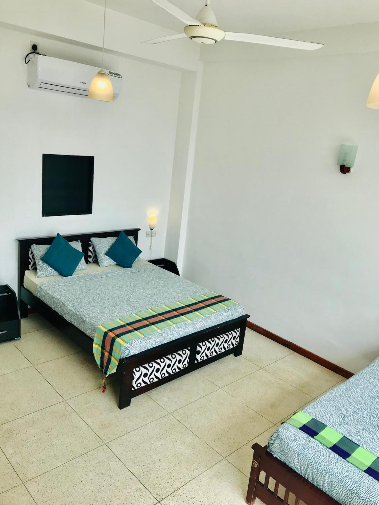 Aqua Marine Beach Hotel Kalkudah  Dış mekan fotoğraf